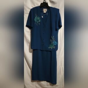 Karin Steven's Gorgeous ladys long 2pic. Blue Dress. Size 8